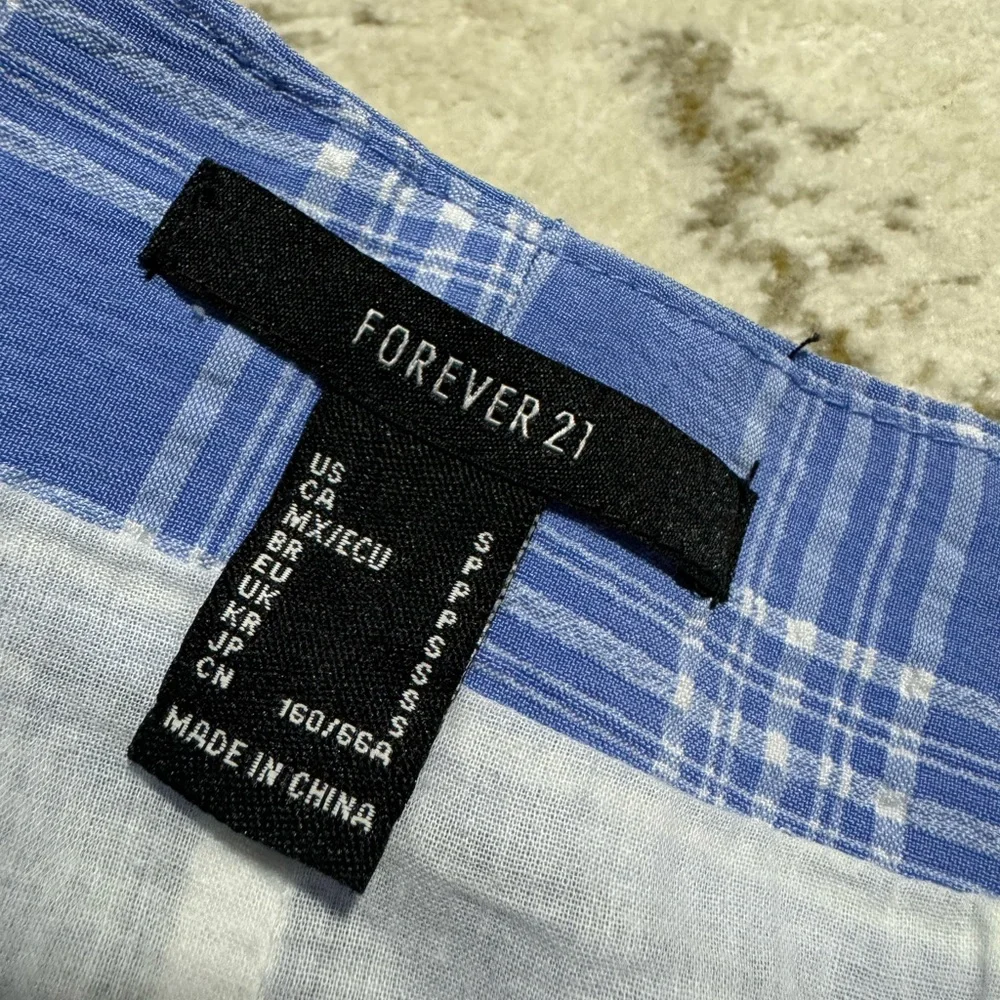 Forever 21 blue and white plaid button skort